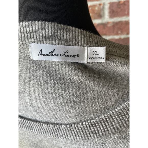 Another Love Gray Rainbow Sweater - side slits - size XL - Picture 8 of 9